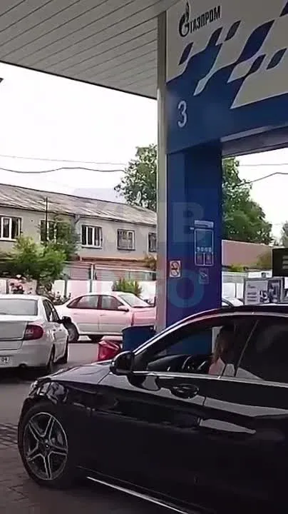 В Пятигорске на АЗС на Ермолова проверят заправку в бочки для VIP-клиентов