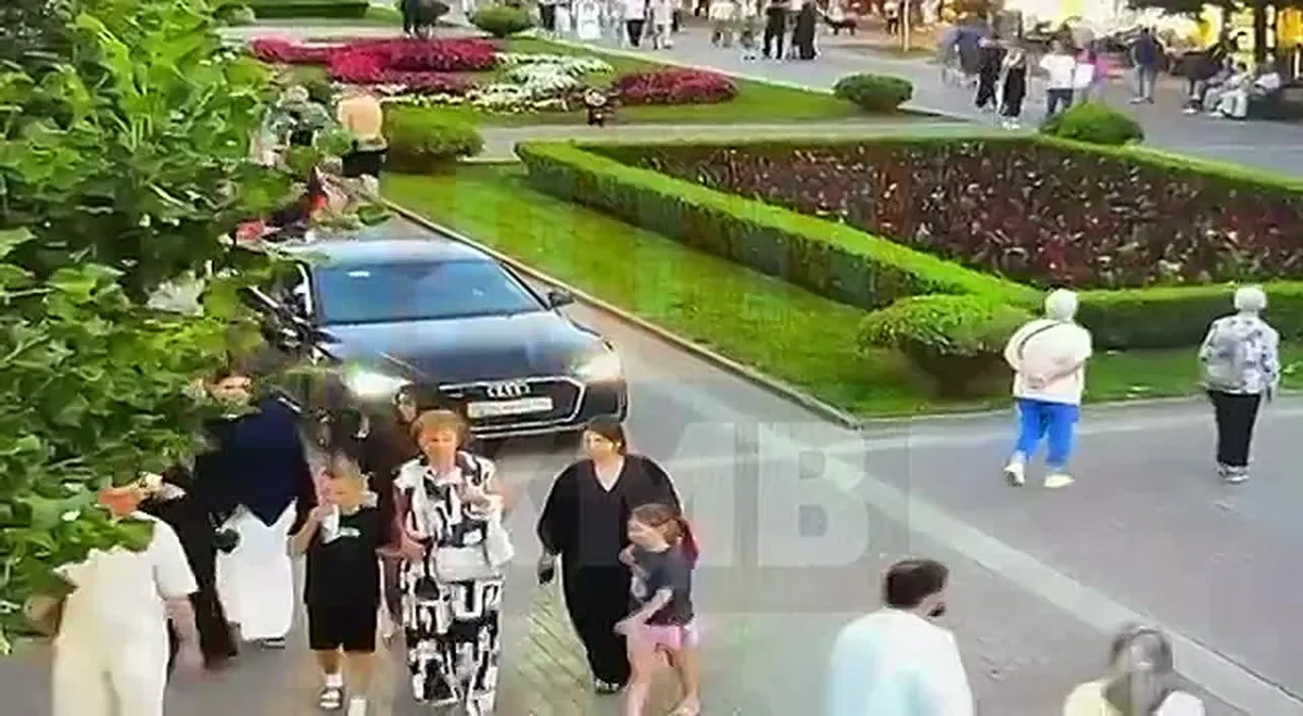 Глава Кисловодска отреагировал на автохама на пешеходном бульваре