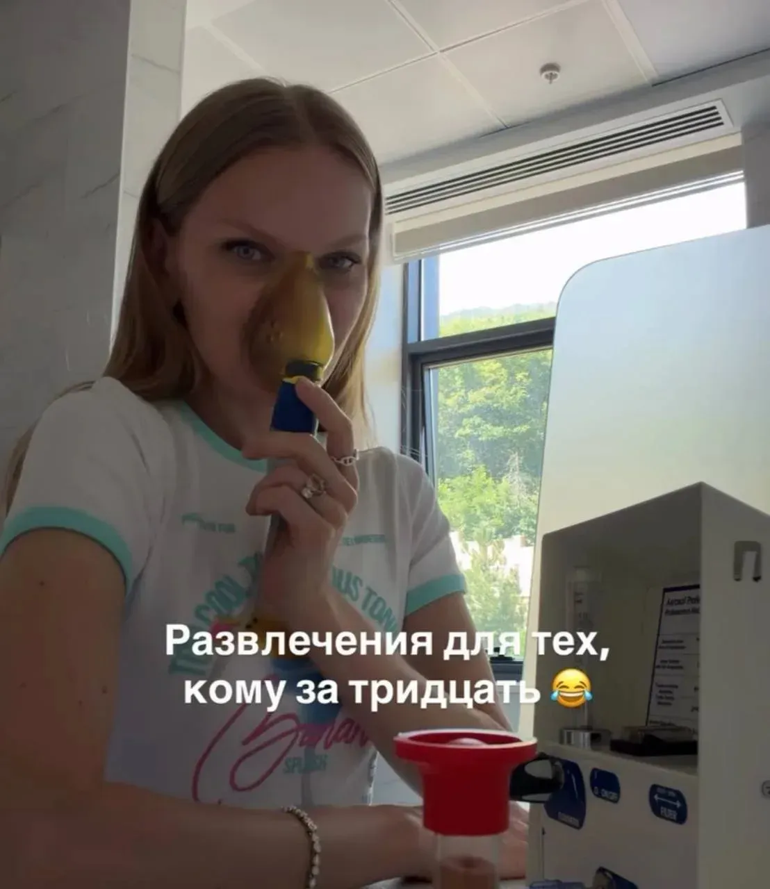 Топ-модель Елена Кулецкая отдыхает с дочками в Железноводске