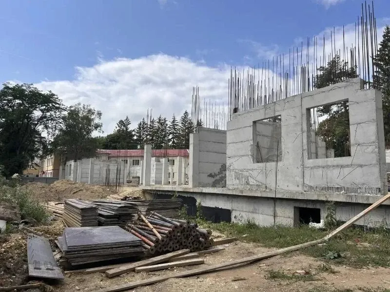 В Кисловодске расторгли контракты на строительство двух детсадов