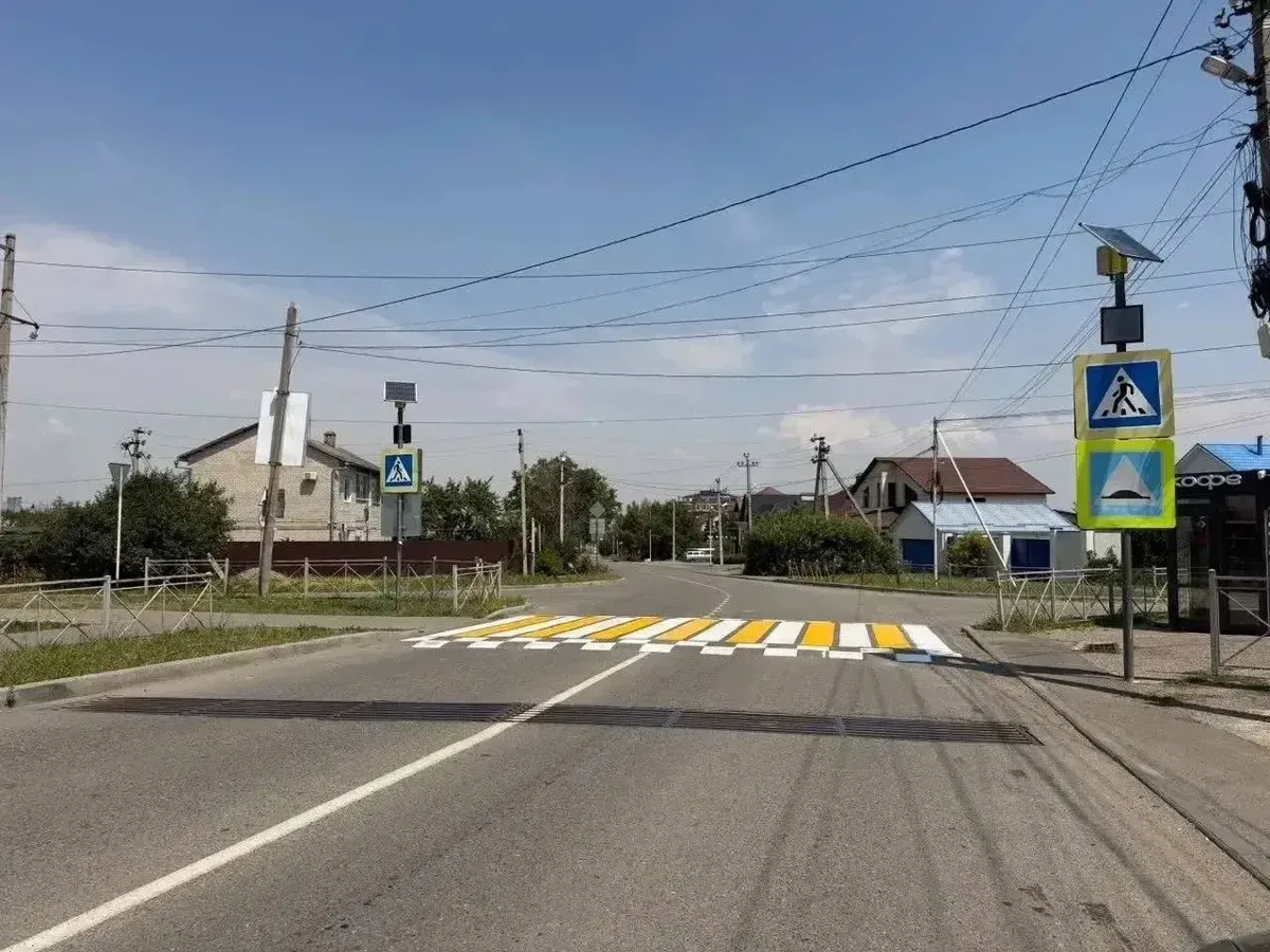 В Минераловодском округе обновляют дорожную разметку у школ и детсадов