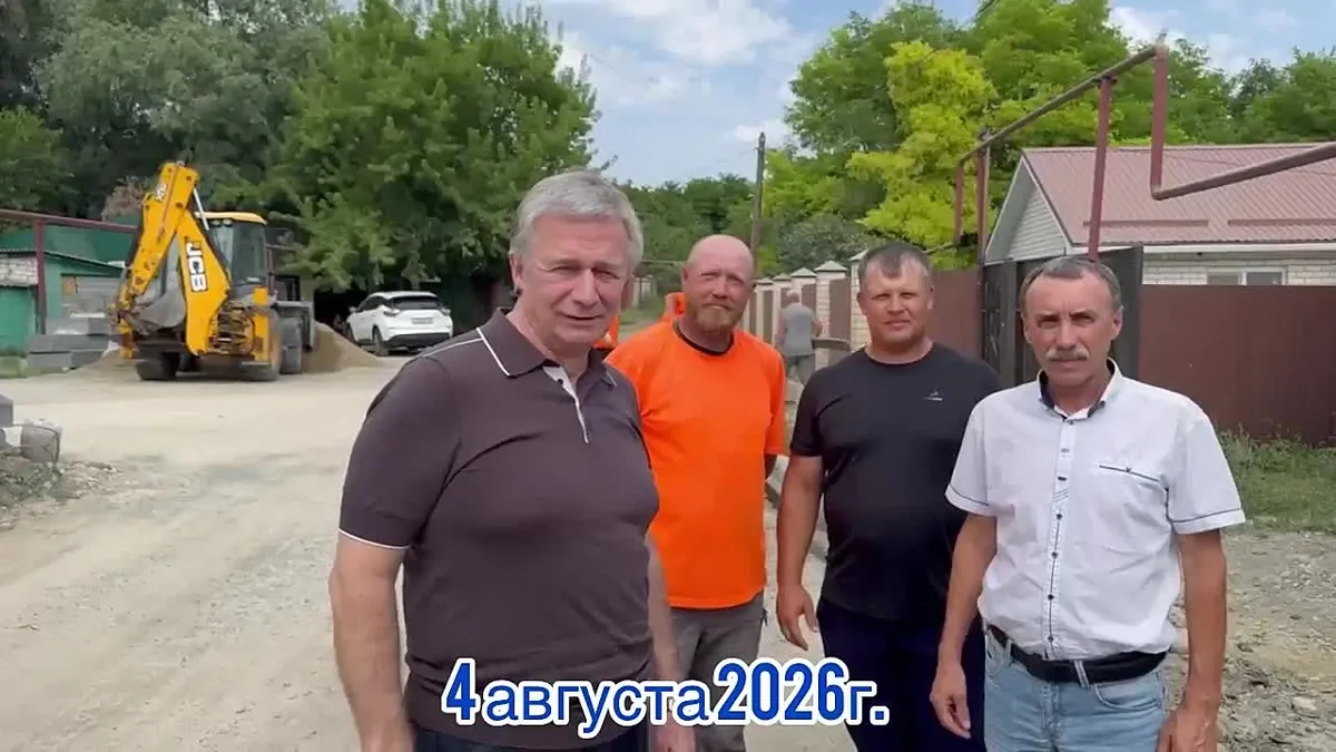 В селе Татарка под Михайловском достраивают дорогу и тротуар к школе №12
