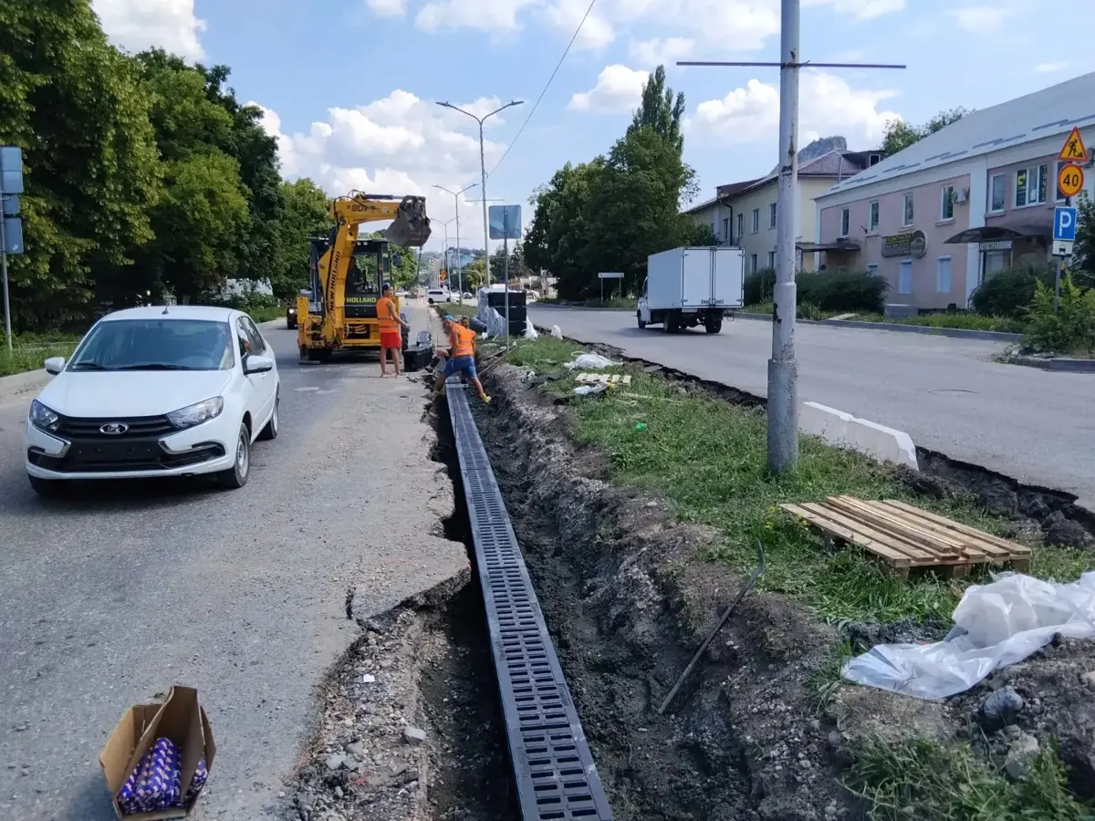 В Железноводске на улице Ленина при ремонте обустроят ливневку