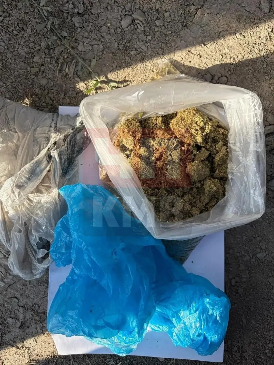 В Кировском округе задержали водителя с 140 граммами наркотиков