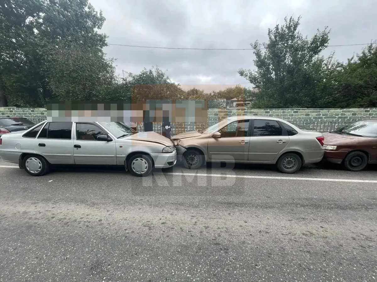 В Михайловске водитель «ДЭУ» выехал на встречку и устроил массовое ДТП