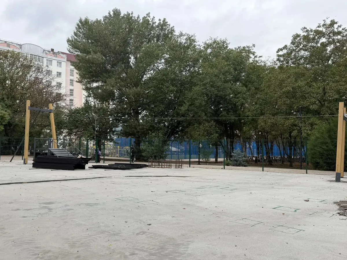 В парке Говорухина в Железноводске установили тарзанку