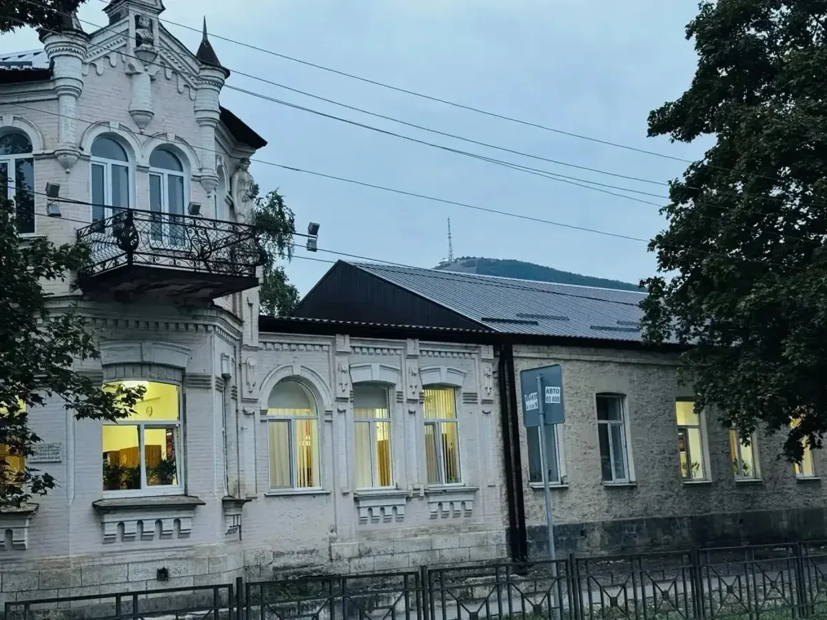 В Пятигорске отремонтировали аварийные кровли школ №19 и №15