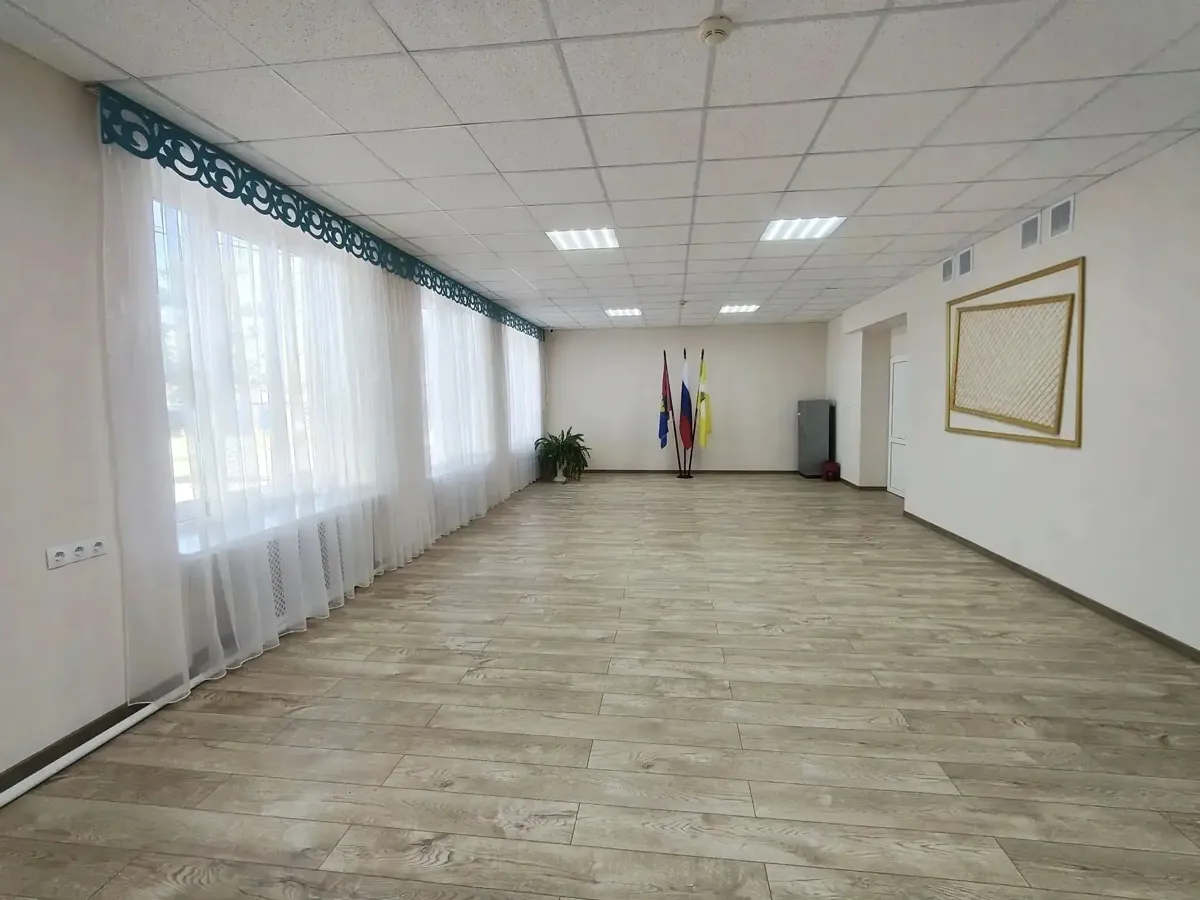 В селе Краснокумском отремонтировали музыкальный зал детсада №21