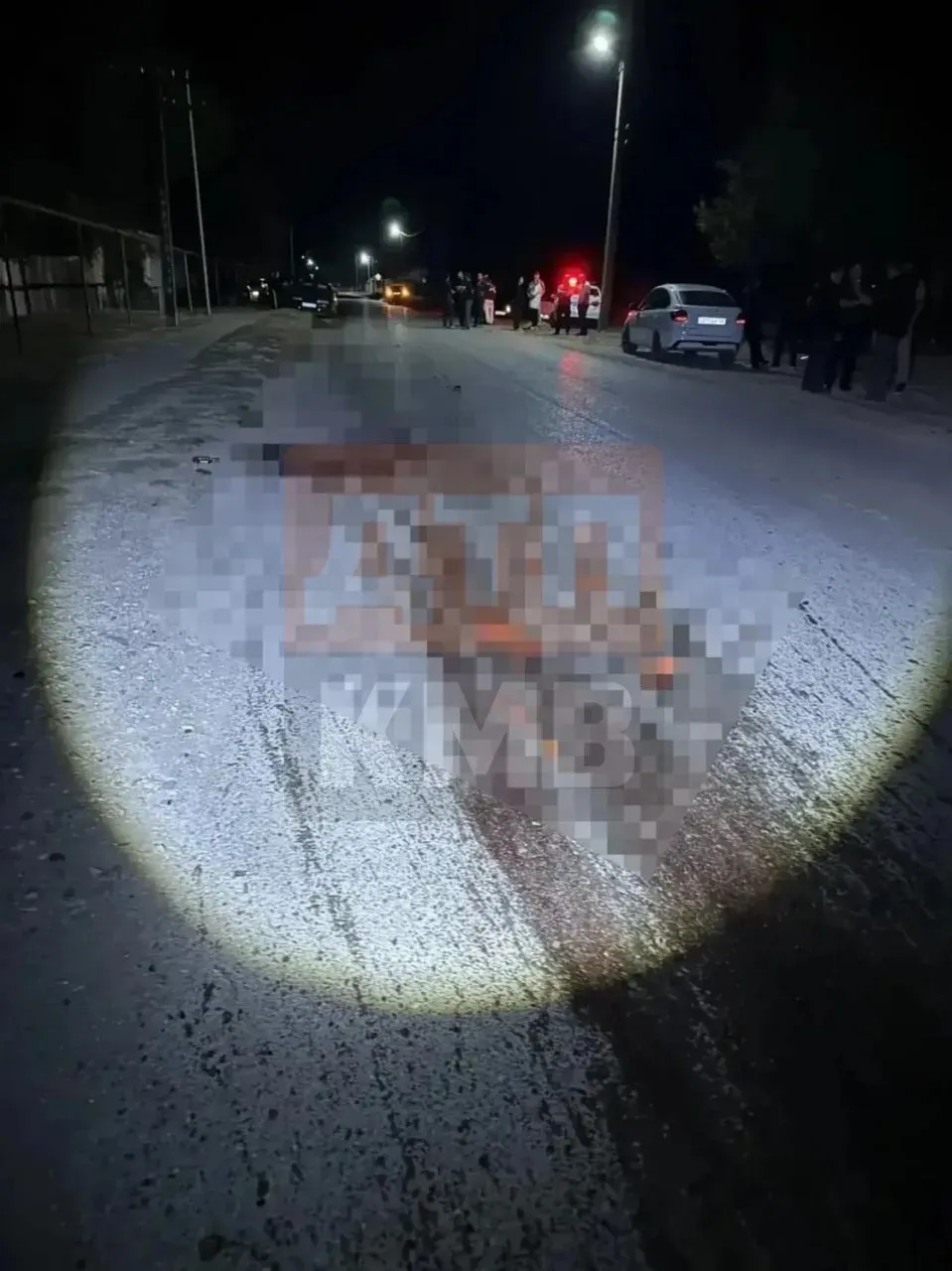 В селе Величаевском Lada Granta переехала лежавшего на дороге мужчину