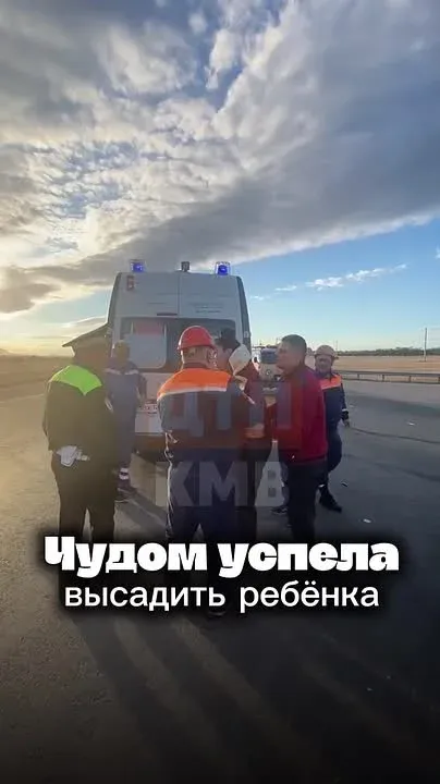 Чудом успела высадить дочку — и в эту дверь влетела «Газель»: участница ДТП ищет свидетелей