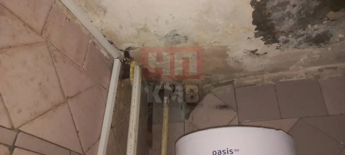 Потолок рушится, трещины растут: жители Тургенева, 14 годами ждут ремонта