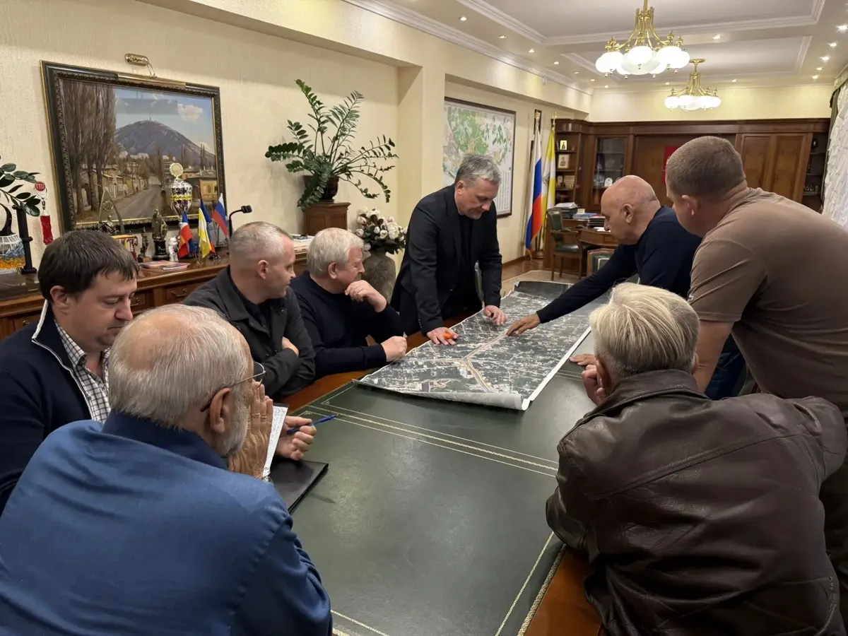 Провел совещания по реализации национальных проектов и государственных программ