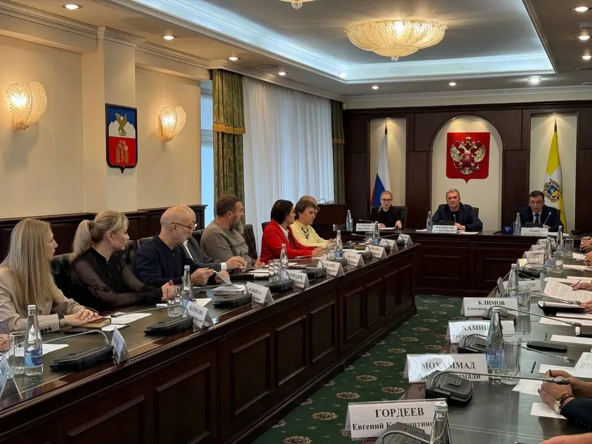 Сегодня провёл заседание Этнического совета города