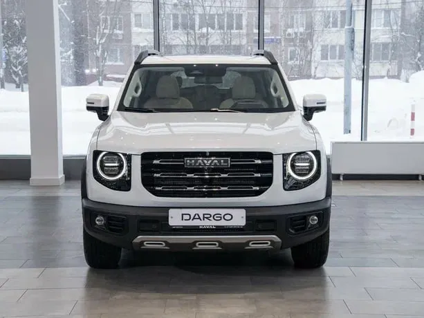 Ставропольские приставы выдали ТОП-3 самых дорогих авто, арестованных в 2026-м