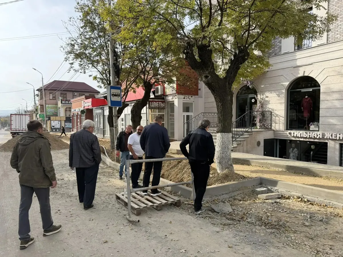 В Ессентуках ремонтируют улицу Володарского