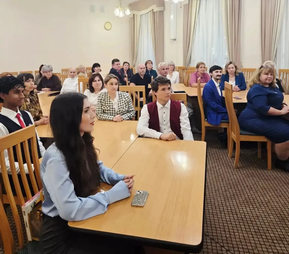В Минеральных Водах наградили победителей олимпиады школьников и их педагогов