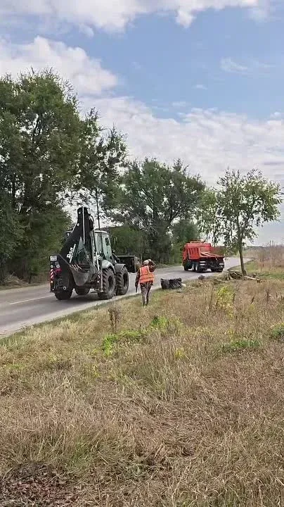 В Минеральных Водах расчищают улицу Буачидзе от мусора и веток