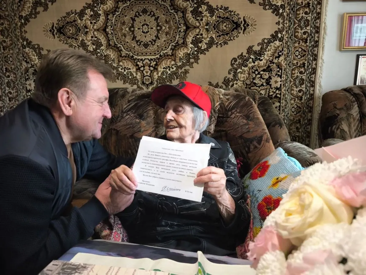 В Ставрополе поздравили со 100-летием ветерана Великой Отечественной войны Анну Лещенко