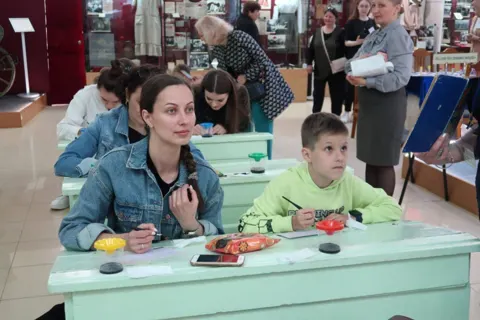 Интерактивная экскурсия «Воспоминания о советской школе»