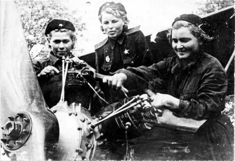 Серия краеведческих публикаций «Женщины на войне»