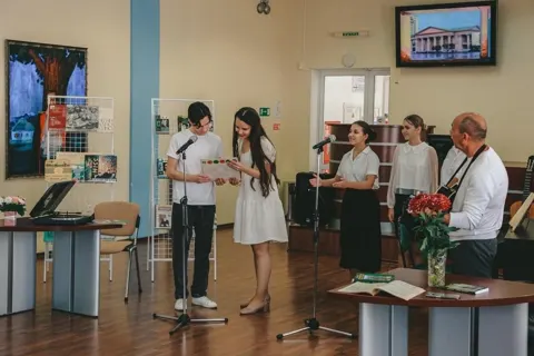 Музыкальный вернисаж «Краски музыки в палитре литературы»