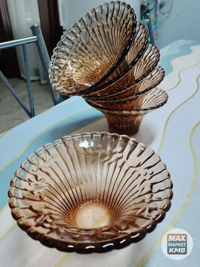 Салатницы 6 шт., карамельное стекло