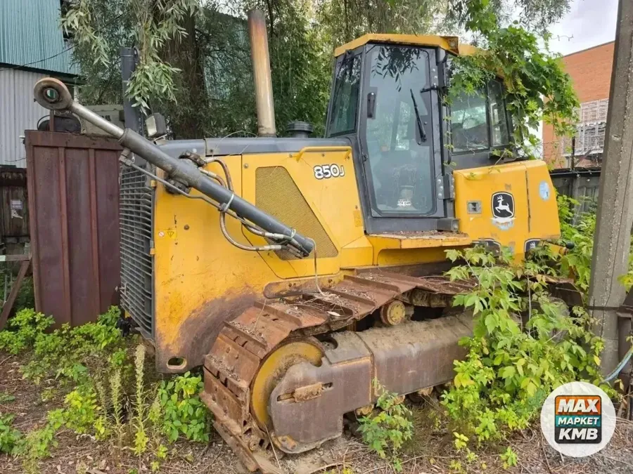 Бульдозер John Deere, 2011 г.